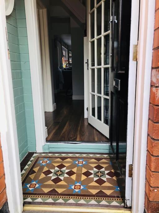 Cosy Two Bed Terraced House 7Min Drive From City Belfast Zewnętrze zdjęcie
