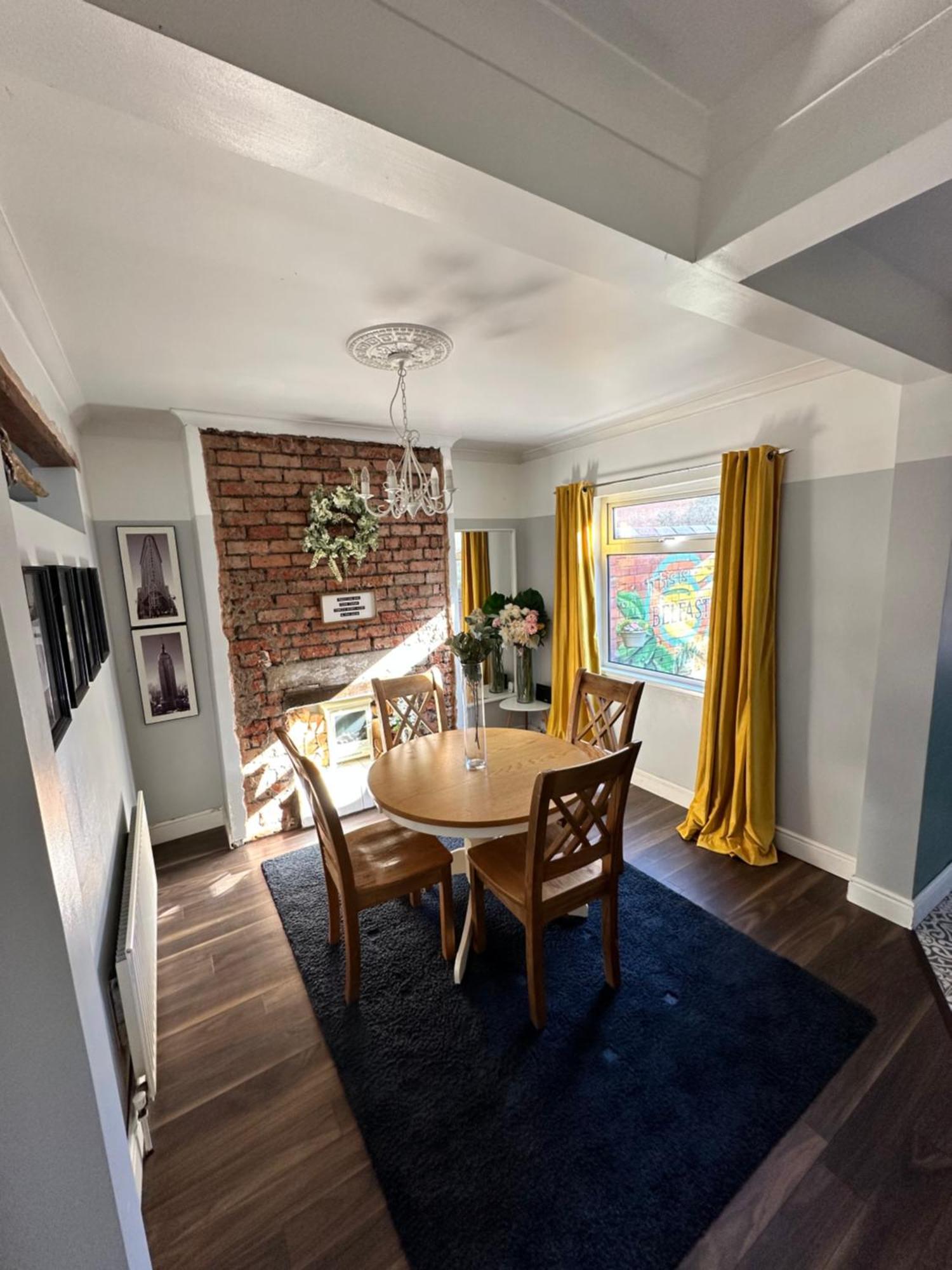 Cosy Two Bed Terraced House 7Min Drive From City Belfast Zewnętrze zdjęcie