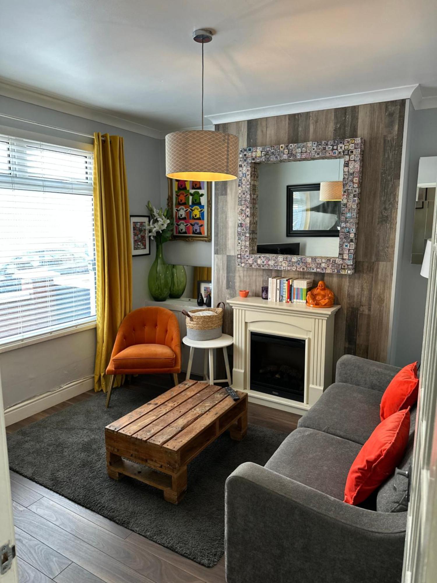 Cosy Two Bed Terraced House 7Min Drive From City Belfast Zewnętrze zdjęcie